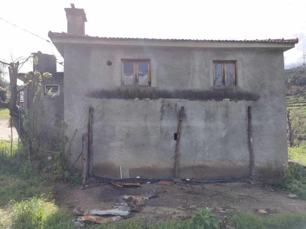 🏡2 Hectar selfsuficient farm for sale close to the Douro River Porto - Image 23
